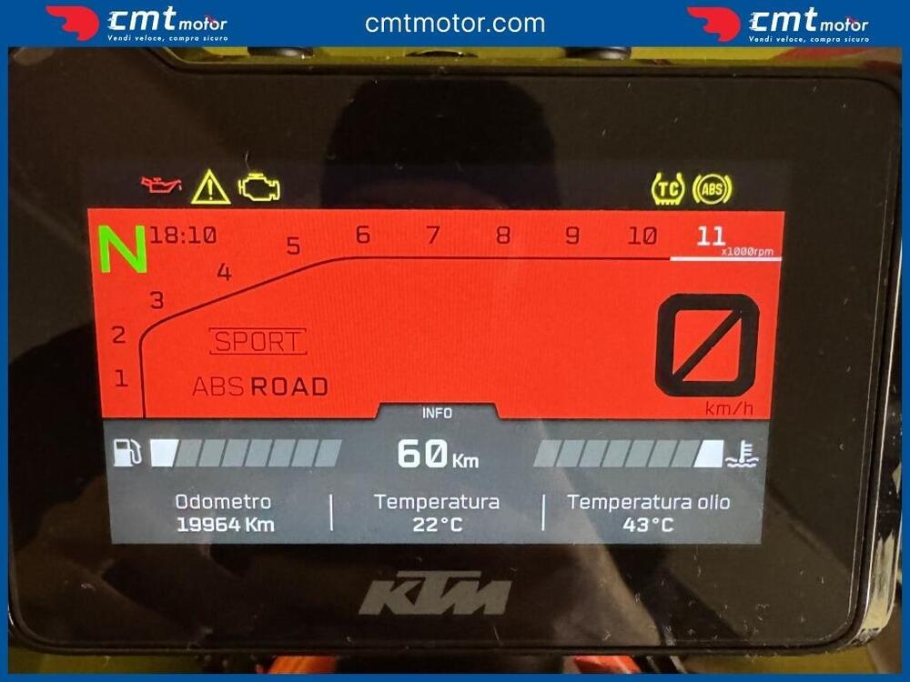 KTM 1290 Super Duke R (2020) (5)