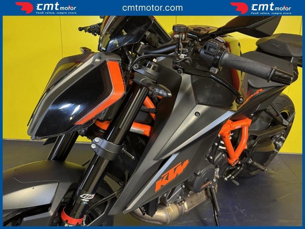 KTM 1290 Super Duke R (2020) (6)