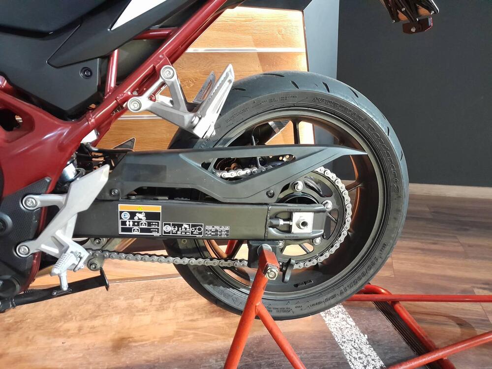 Honda CB 750 Hornet (2023 - 24) (5)