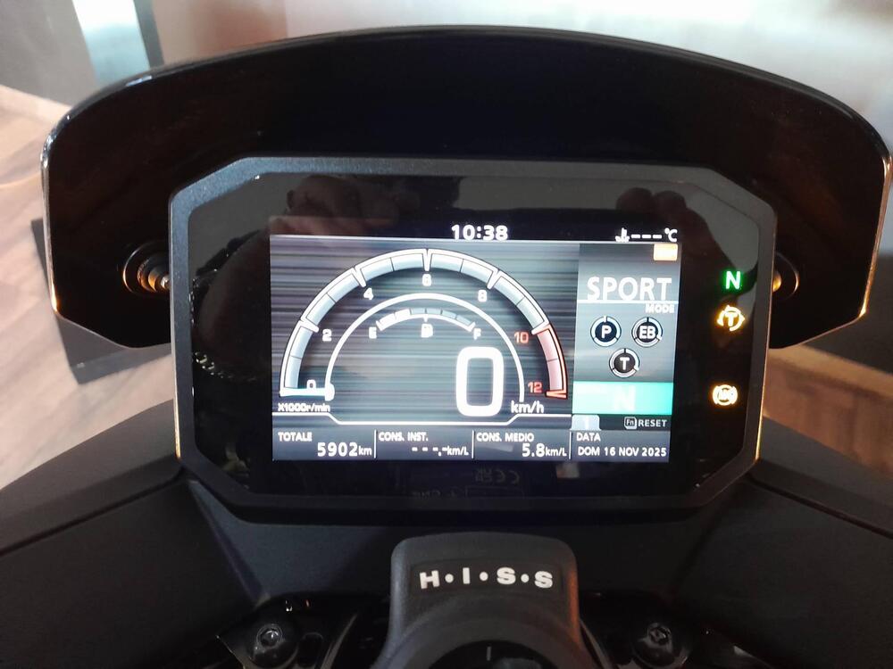 Honda CB 750 Hornet (2023 - 24) (9)