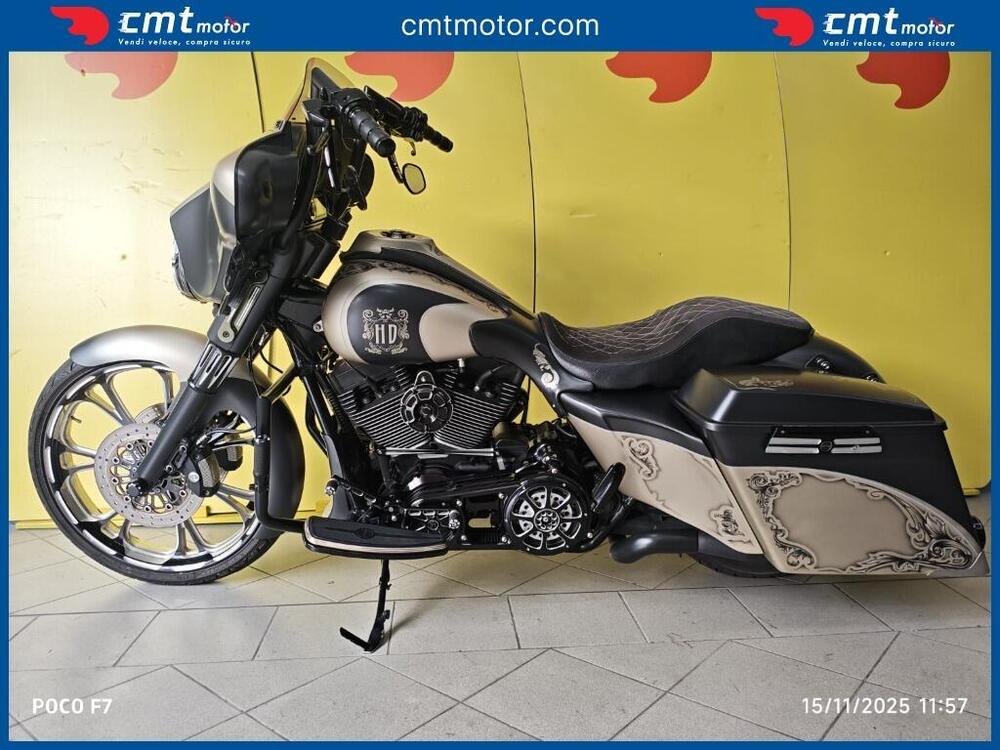 Harley-Davidson 1584 Street Glide (2008 - 10) - FLHX (3)