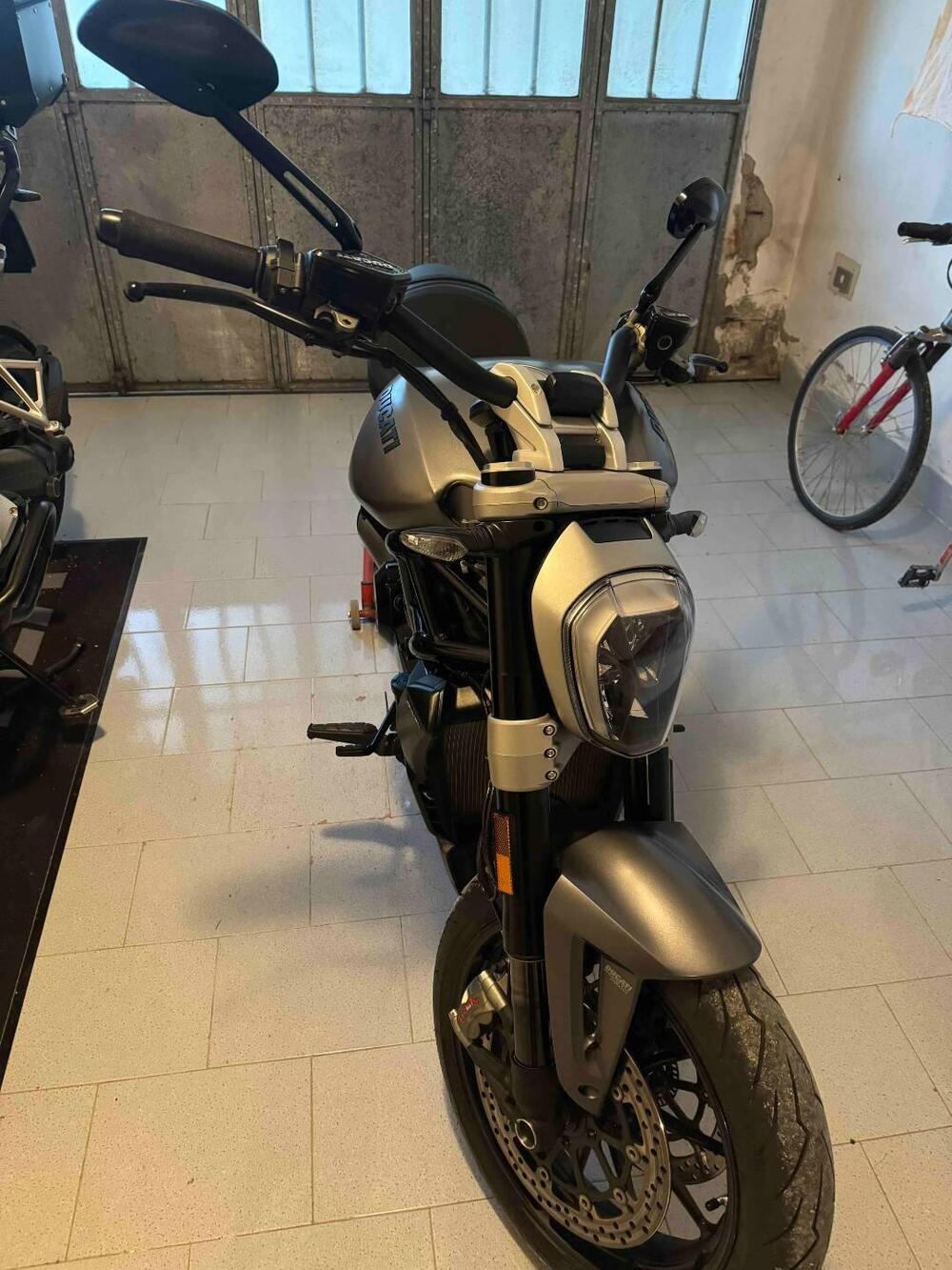 Ducati XDiavel 1262 Black Star (2021) (4)