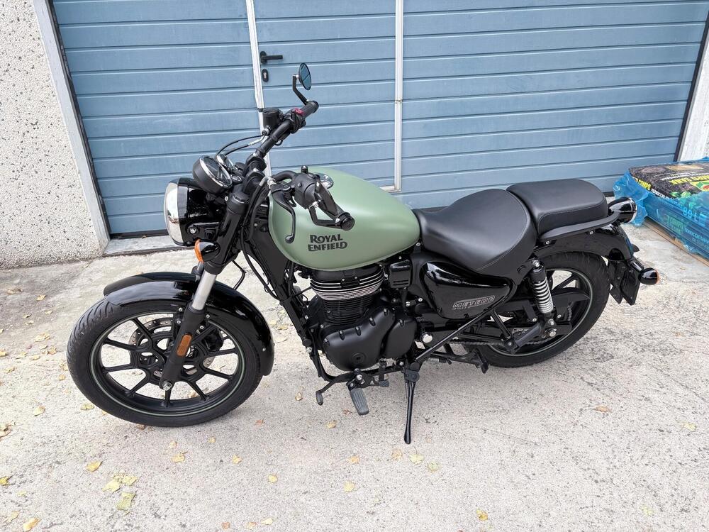 Royal Enfield Meteor 350 (2021 - 26) (3)