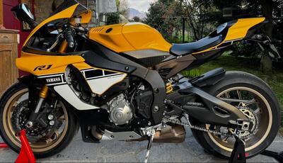 Yamaha YZF R1 60th Anniversary (2015 - 16) usata