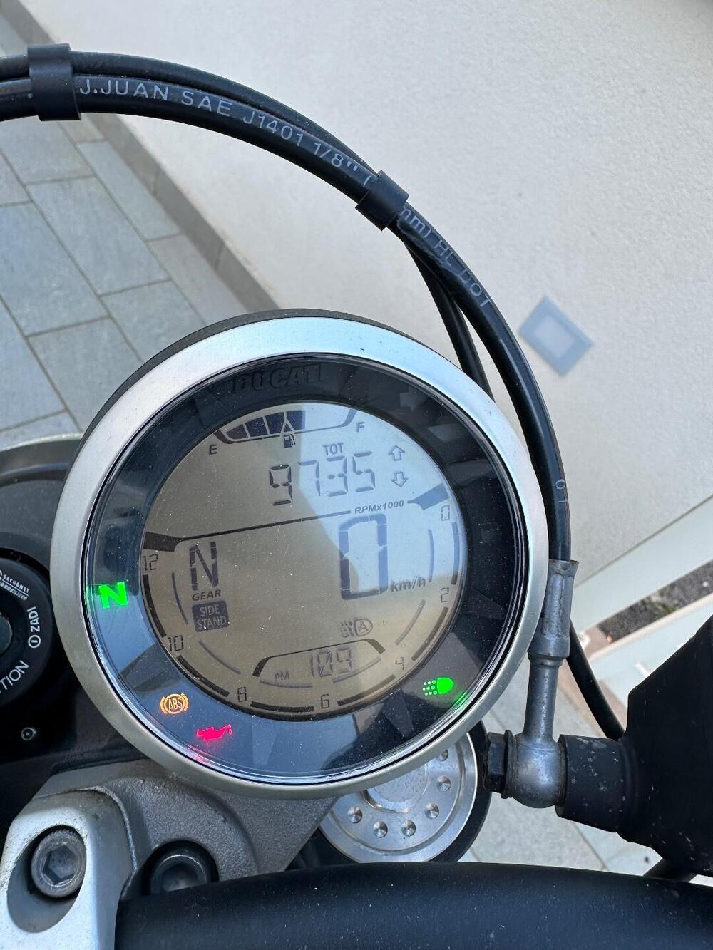 Ducati Scrambler 800 Night Shift (2021 - 22) (4)