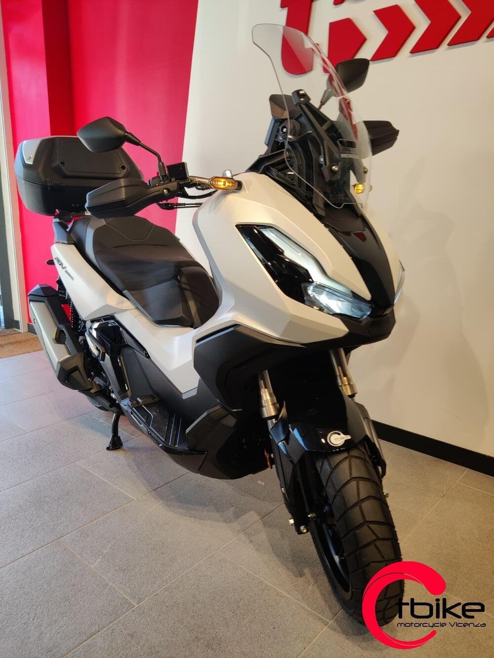 Honda ADV 350 (2022 - 24) (6)