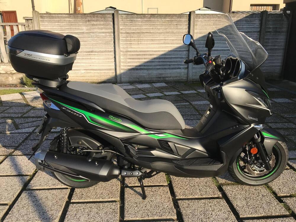 Kawasaki J 300 (2017 - 21)