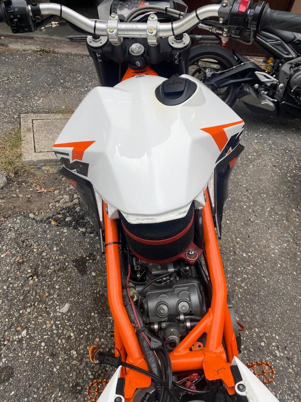 KTM 990 Supermoto R (2012 - 13) (5)