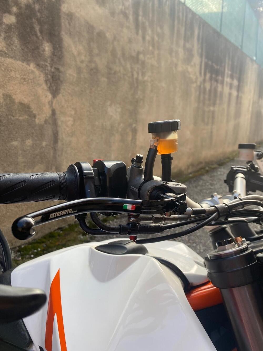 KTM 990 Supermoto R (2012 - 13) (12)