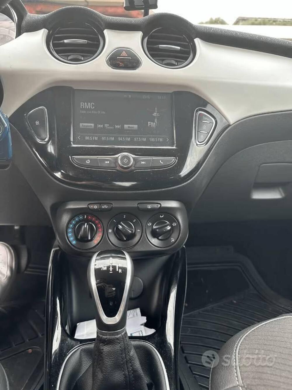 Opel Adam usata a Genova (3)