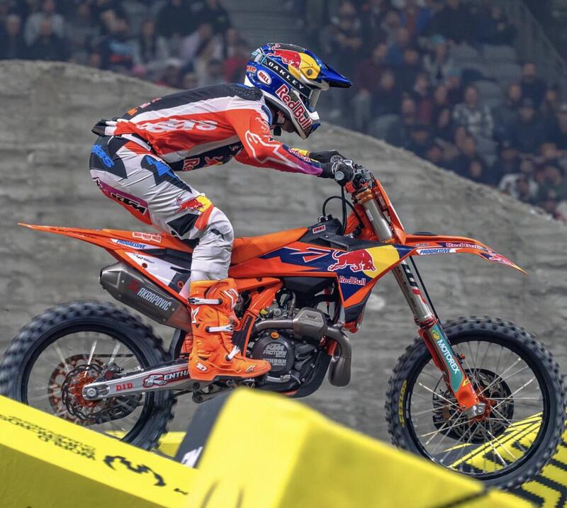 Eli Tomac sulla sua nuova KTM. Incredibile sia successo per davvero
