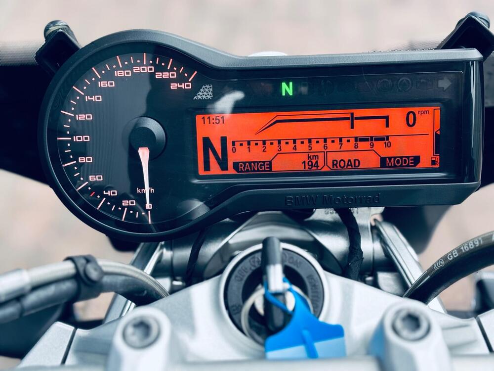 Bmw R 1200 R (2015 - 16) (9)