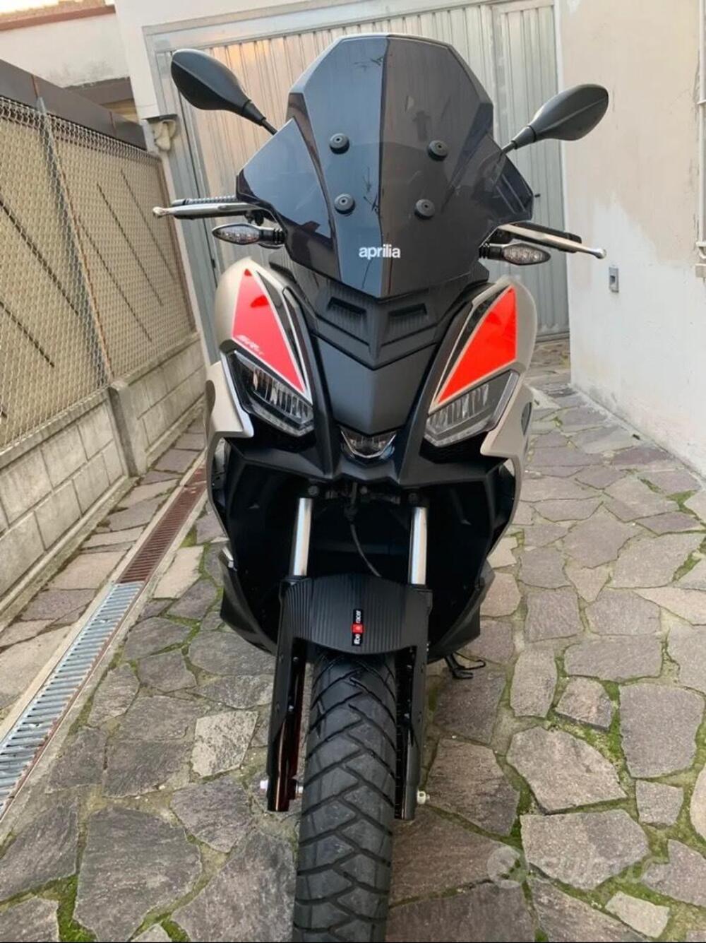 Aprilia SR GT 200 Sport (2025 - 26) (2)
