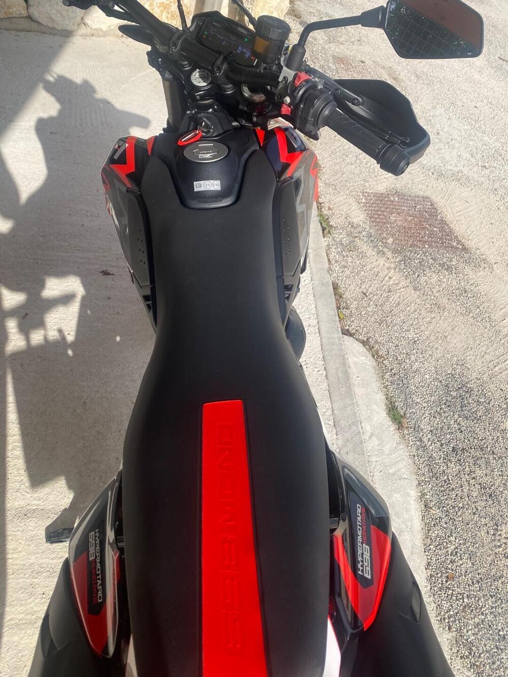 Ducati Hypermotard 698 Mono RVE (2024 - 26) (4)