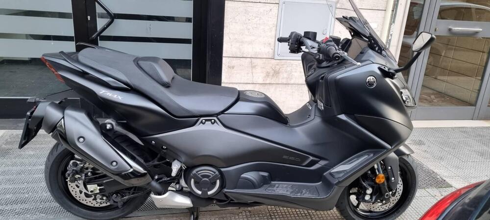 Yamaha T-Max 560 (2022 - 24) (3)