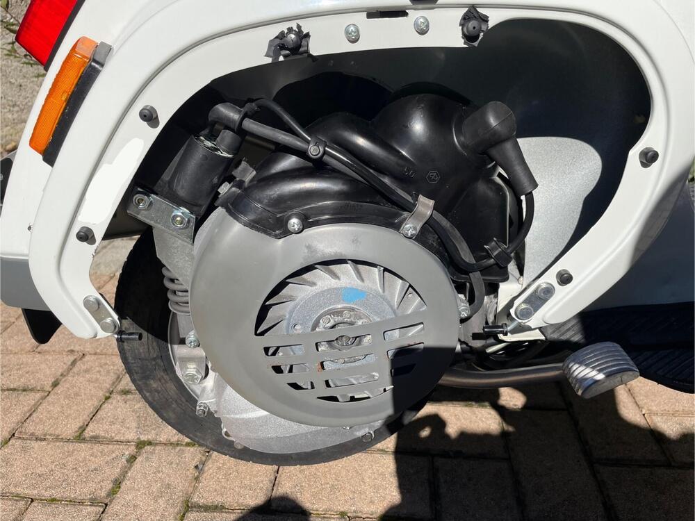 Piaggio Vespa 50 PKS (3)