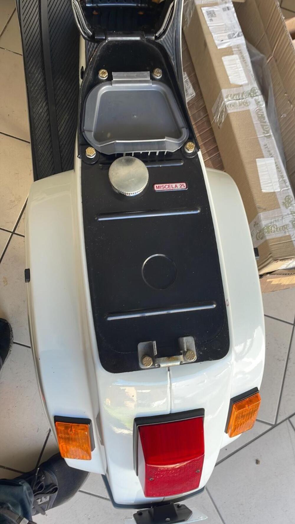 Piaggio Vespa 50 PKS (18)