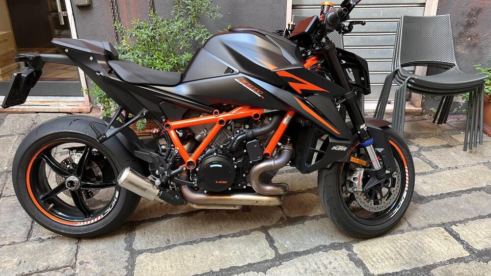 KTM 1390 Super Duke R EVO (2024 - 26) (4)