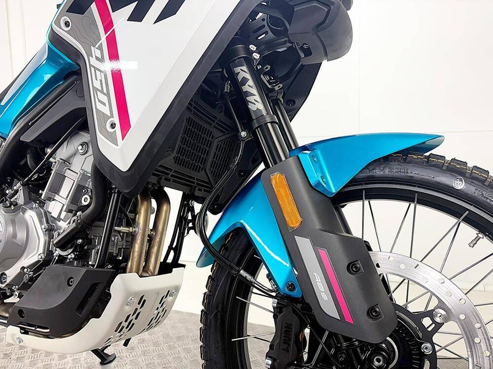 CFMOTO 450MT (2024 - 26) (9)