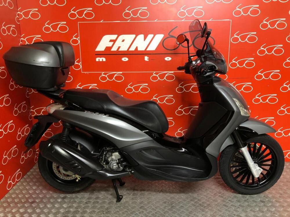Piaggio Beverly 300 i.e. (2010 - 16)