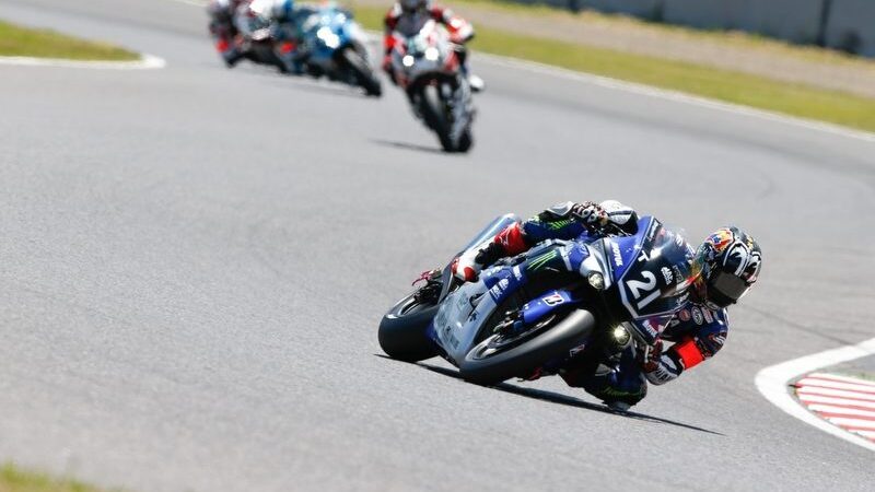 8 ore Suzuka 2016: Yamaha in pole provvisoria