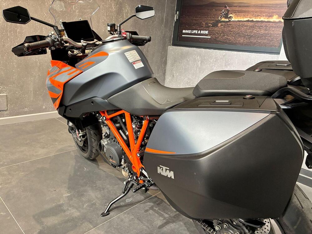 KTM 1290 Super Duke GT (2022 - 25) (5)