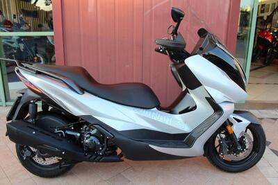 Zontes ZT350-E (2023 - 25) usata