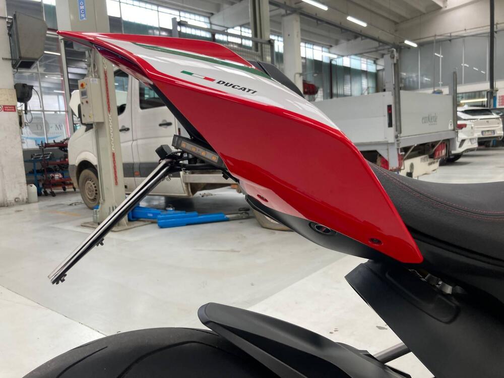 Ducati Panigale V2 Bayliss 1st Championship 20th Anniversary (2021 - 24) (6)