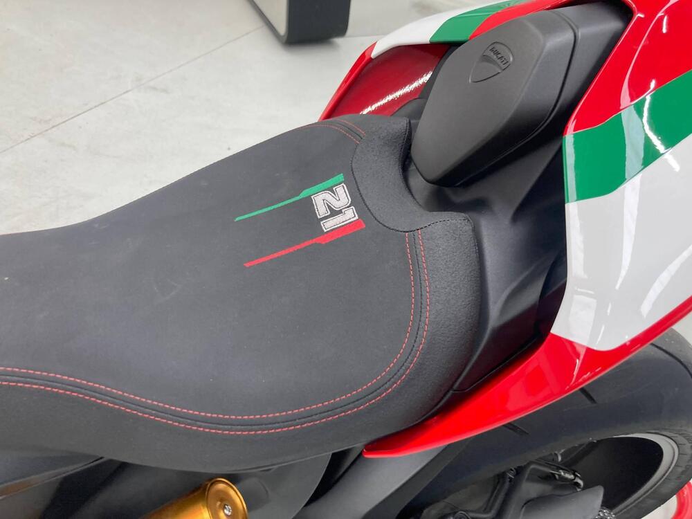 Ducati Panigale V2 Bayliss 1st Championship 20th Anniversary (2021 - 24) (9)