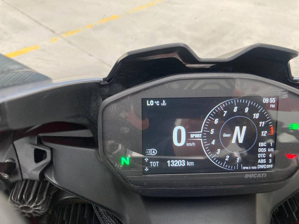 Ducati Panigale V2 Bayliss 1st Championship 20th Anniversary (2021 - 24) (12)