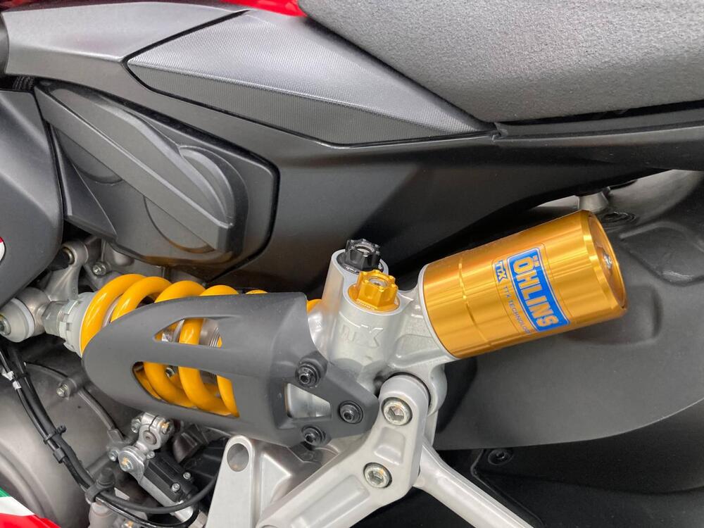 Ducati Panigale V2 Bayliss 1st Championship 20th Anniversary (2021 - 24) (17)