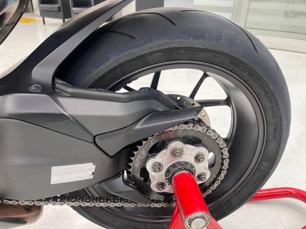 Ducati Panigale V2 Bayliss 1st Championship 20th Anniversary (2021 - 24) (18)