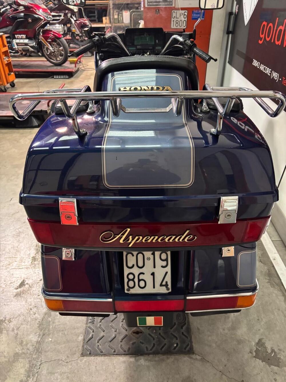 Honda GL1200 Goldwing Aspencade (6)