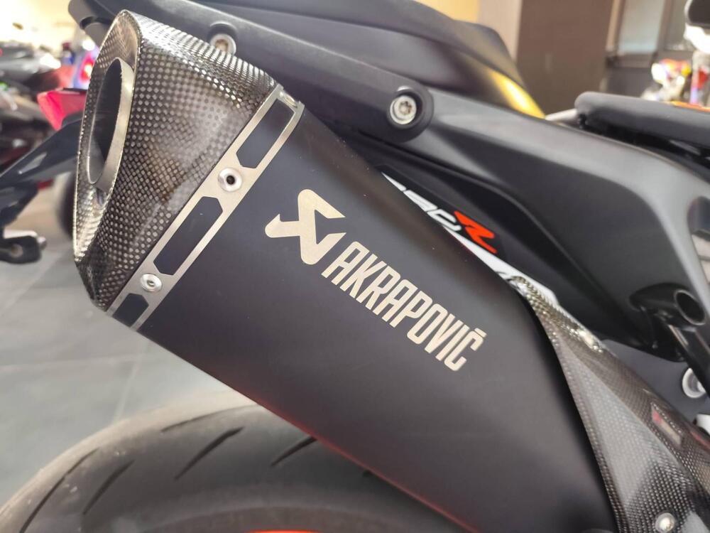 KTM 890 Duke R (2021) (5)