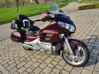 Honda GL 1800 Gold Wing (2006) usata