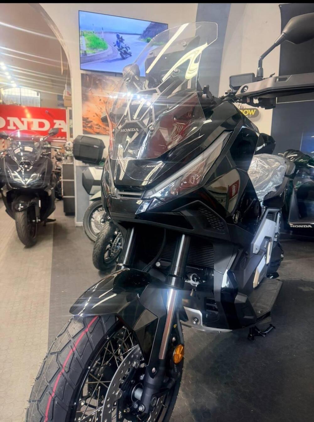 Honda X-ADV 750 (2025 - 26) (3)