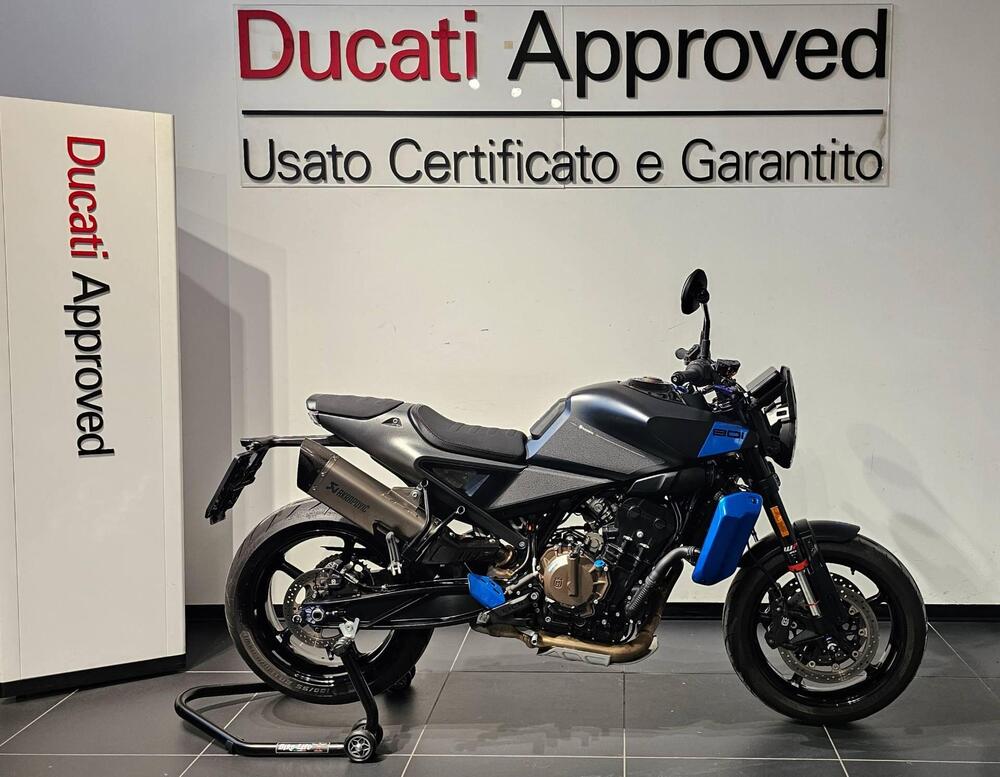 Husqvarna Svartpilen 801 (2024 - 26)