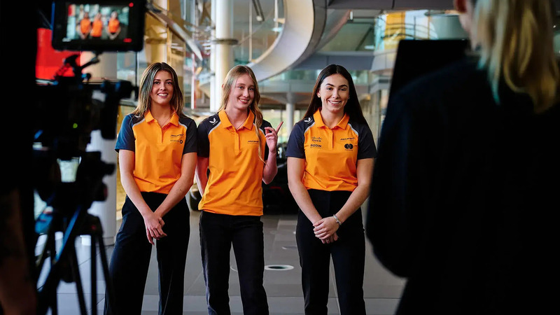 Ella H&auml;kkinen in McLaren: la figlia del due volte campione di F1 Mika raccoglie il testimone a Woking