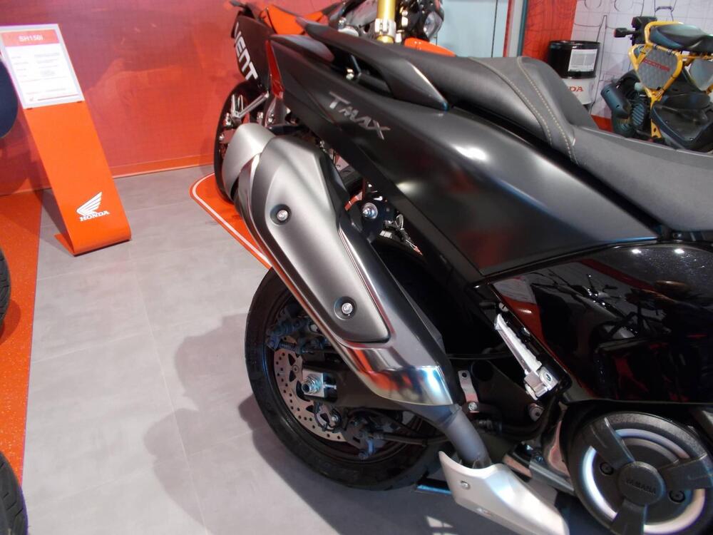 Yamaha T-Max 530 SX (2017 - 19) (14)