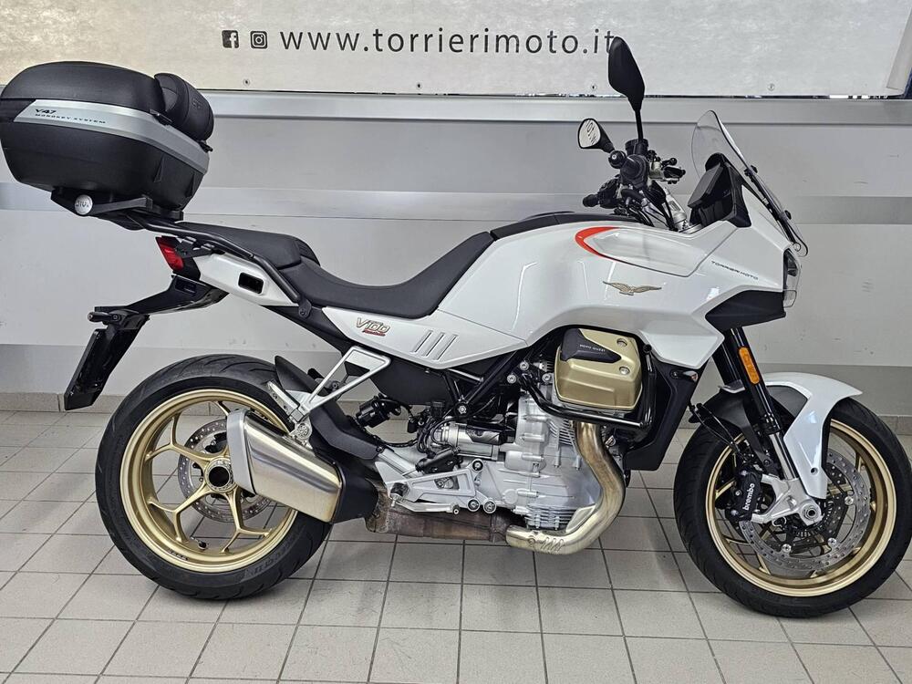 Moto Guzzi V100 Mandello (2022 - 24) (3)