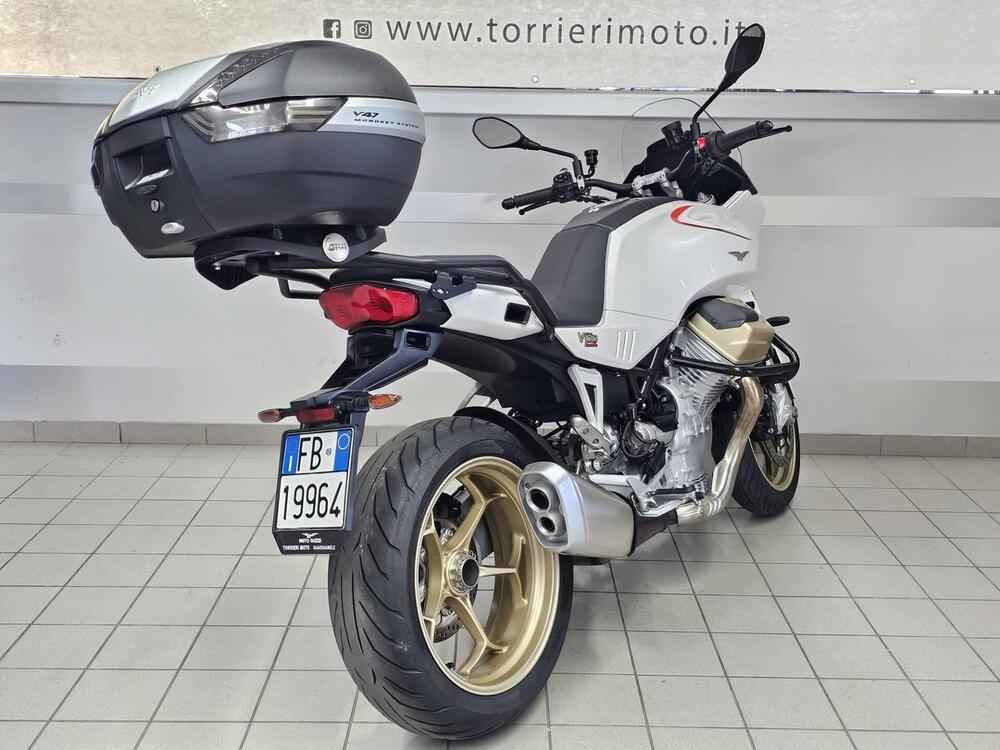 Moto Guzzi V100 Mandello (2022 - 24) (6)