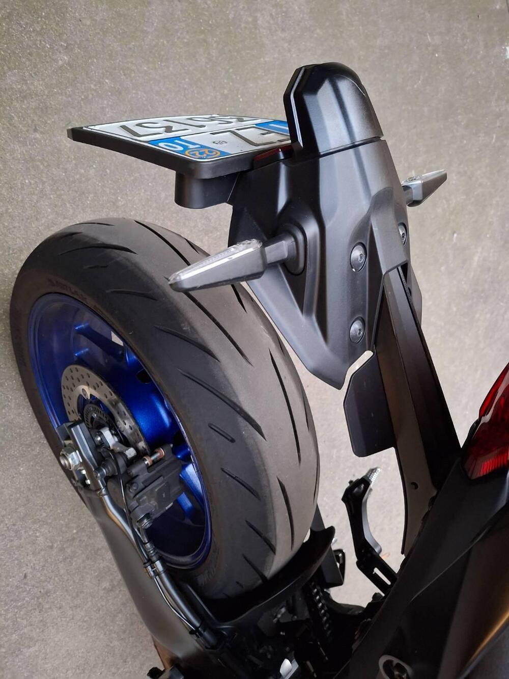 Yamaha MT-09 (2021 - 23) (4)