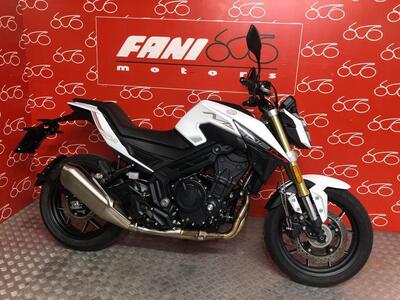 MBP M502N (2022 - 24) usata