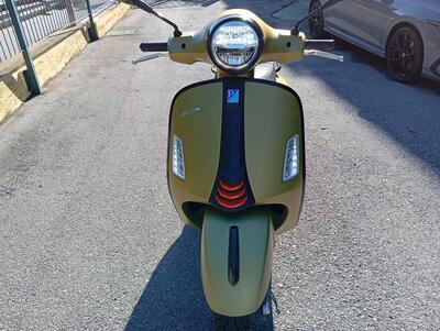 Vespa GTS 300 Super Sport (2023 - 24) usata