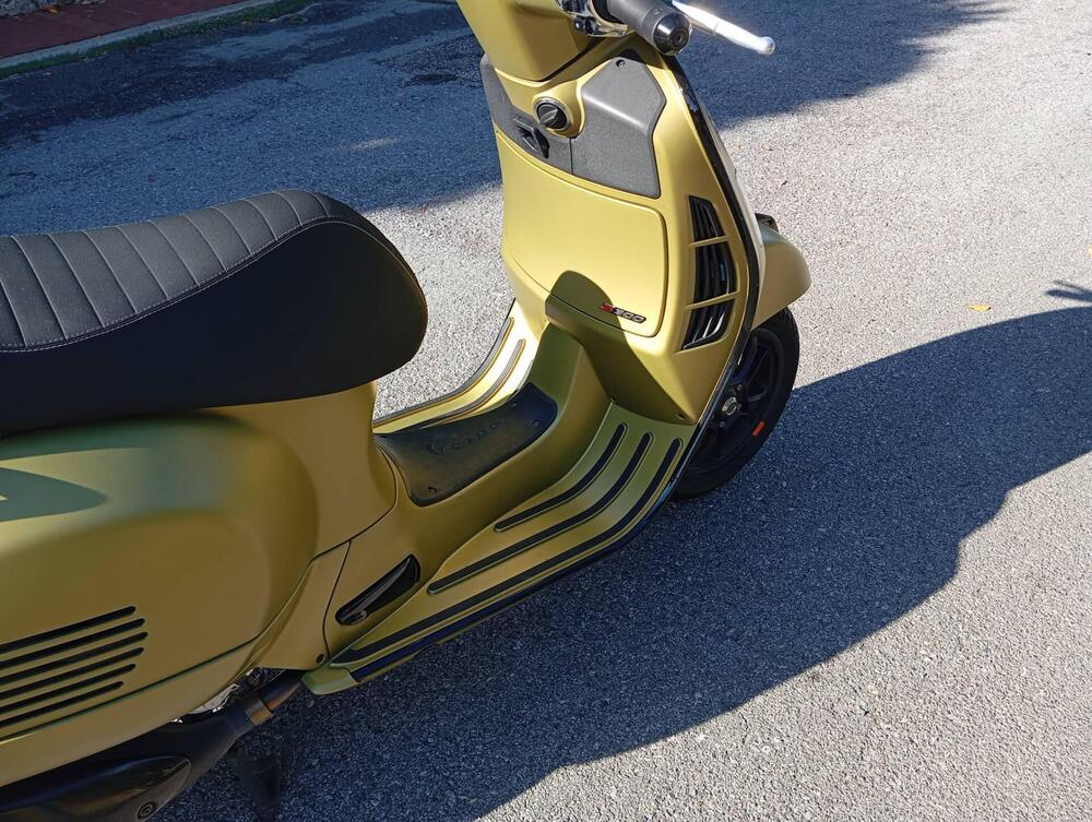 Vespa GTS 300 Super Sport (2023 - 24) (3)