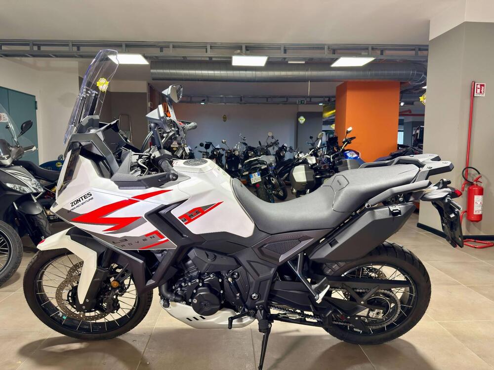 Zontes ZT703-F (2025 - 26) (4)