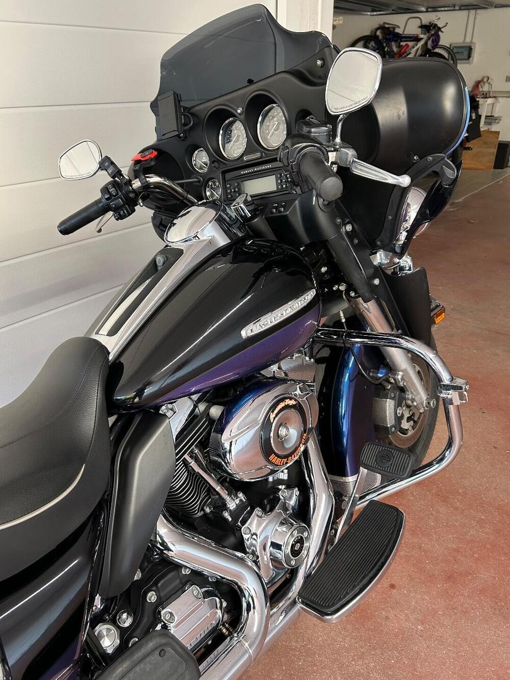 Harley-Davidson 1690 Electra Glide Ultra Limited (2010 - 13) - FLHTK (5)