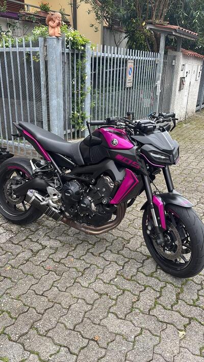 Yamaha MT-09 (2017 - 20) usata