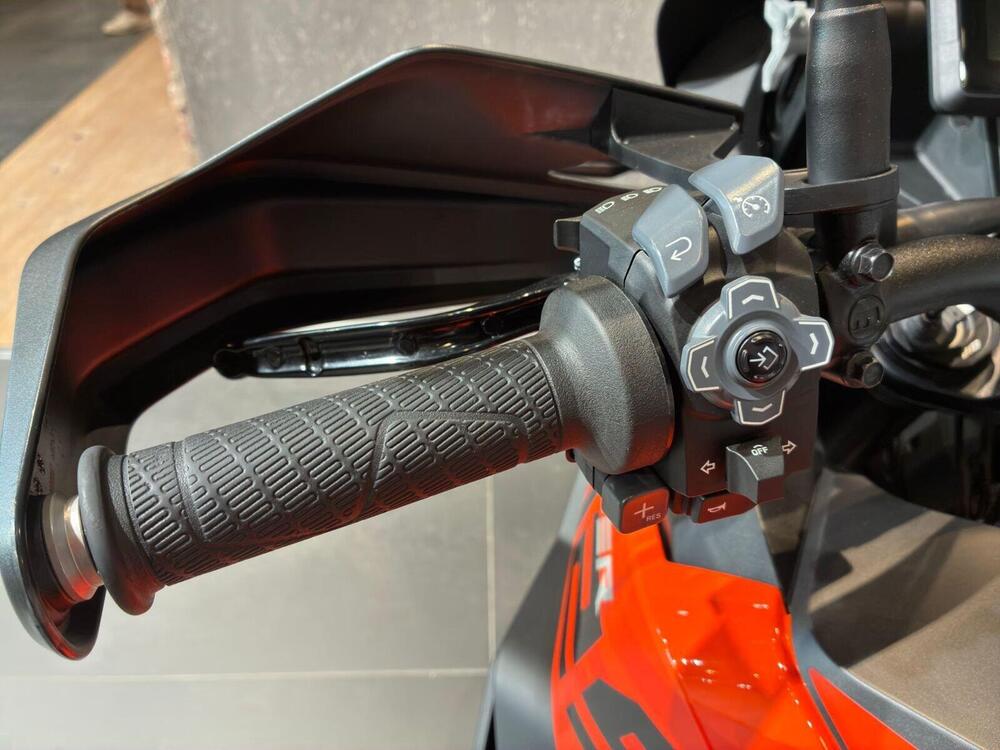 KTM 1290 Super Adventure S (2022 - 25) (7)