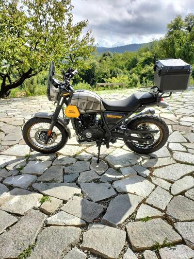 Royal Enfield Scram 411 (2022 - 24) usata